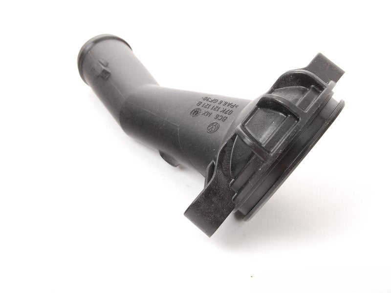 6.3L W12 07P121121B DAS MOTOR HAUS W12 Audi Engine Thermostat Housing 2012-2016