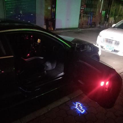 Audi LED Door Shadow Lamps & LED Grille Emblems