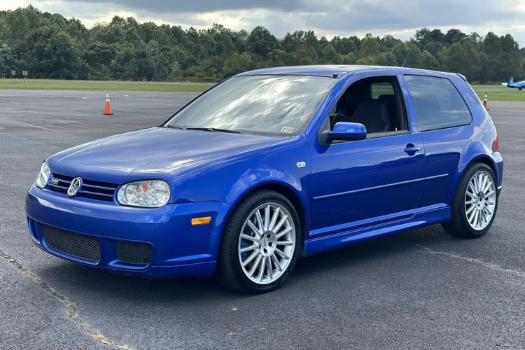 R32