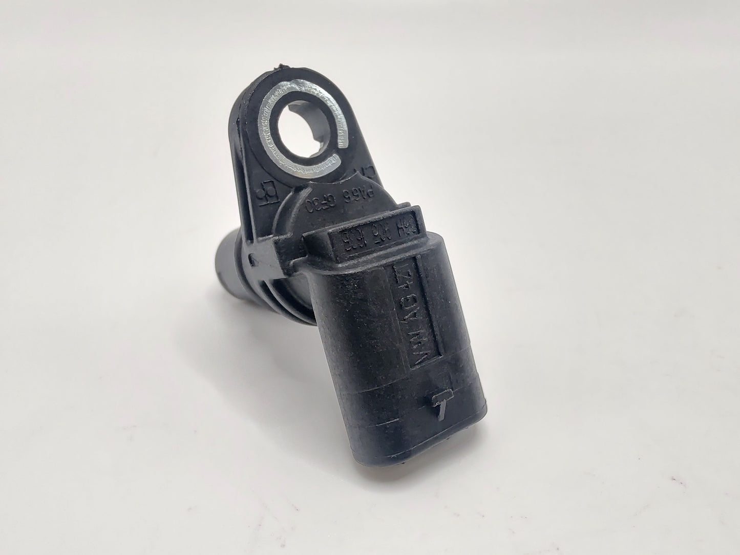 Genuine OEM Audi VW EA888 Camshaft Position Sensor Audi VW 2.0 1.8L Gen 2 Gen 3