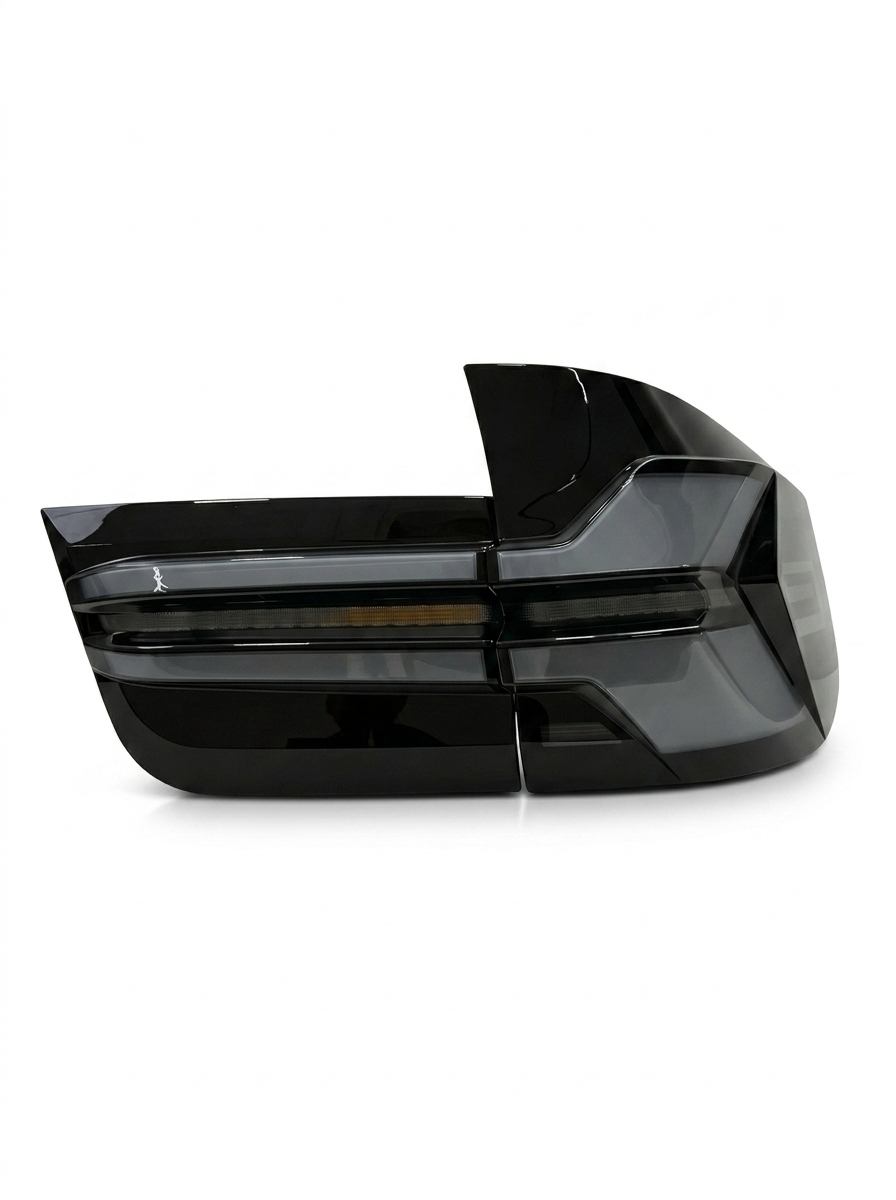 BMW X5 E70 tail light assembly with 35W LED running lights and dynamic turn signals, compatible with 2007-2013 models.