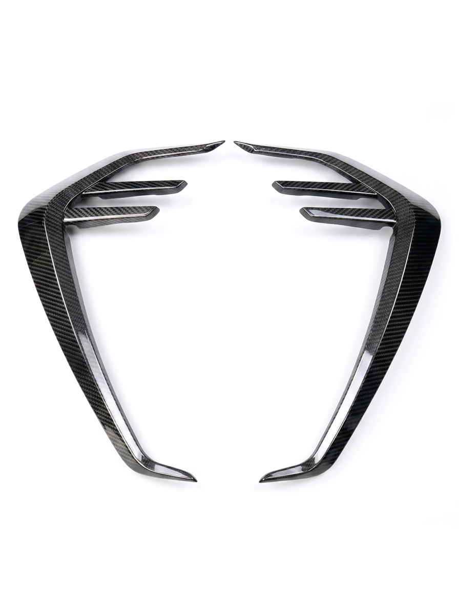 BMW 3/4 Series G80/G81/G82/G83 dry carbon fiber fender vents by K2 Industries, shown on the vehicle's front fender.