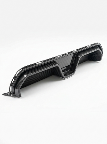 BMW 5 Series F90 M5 CS style carbon fiber rear diffuser by K2 Industries, showcasing lightweight, aerodynamic design for 2020+ models.