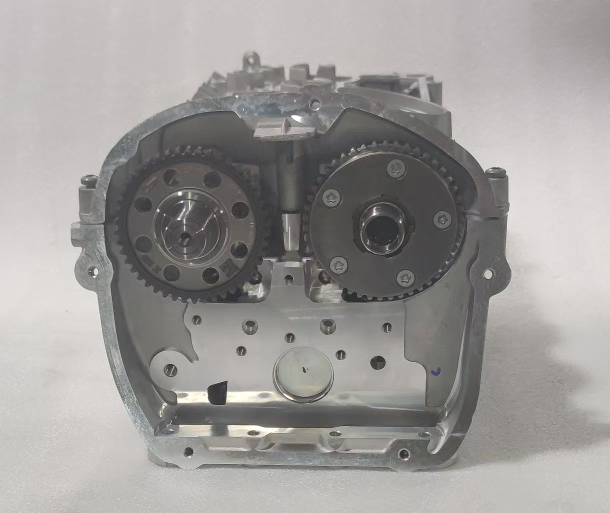 Bayern Motor Werks EA888 06H103064N 2.0 Gen 2 Cylinder Head Complete with Camshafts for Audi VW 06H103064