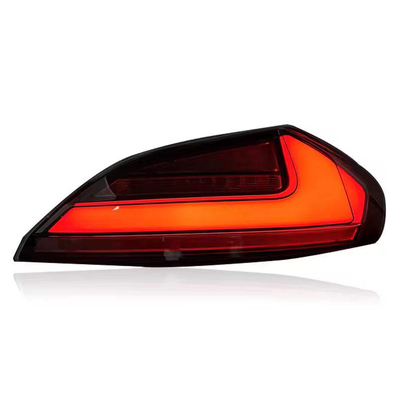 Vekto LED tail lights for BMW Z4 E89 2008-2016, showing illuminated red and clear taillight lenses on the vehicle.