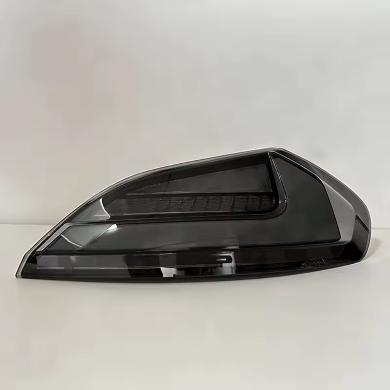Vekto LED tail lights for BMW Z4 E89 2008-2016, showing the sleek design and illuminated red and clear lenses in the image.