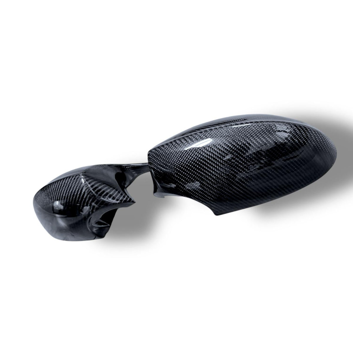 Carbon fiber M Style mirror caps for BMW 2007-2010 E9X M3 and 2011 E82 1M, designed as sleek BMW mirror covers.