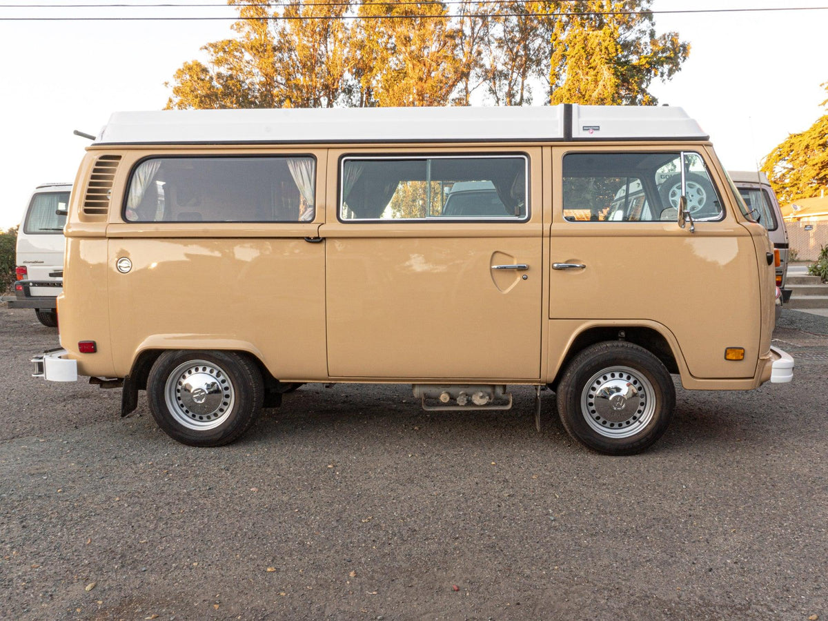 Silver 15-inch GoWesty steel wheel for bus and Vanagon 2WD/4WD vehicles, designed for durability and reliable performance.