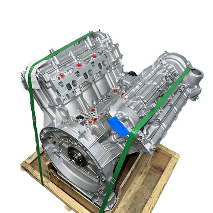 Chongqing Ziptek Auto Parts diesel V6 engine assembly for Mercedes-Benz and Dodge Freightliner, 2006-2022, shown in image.