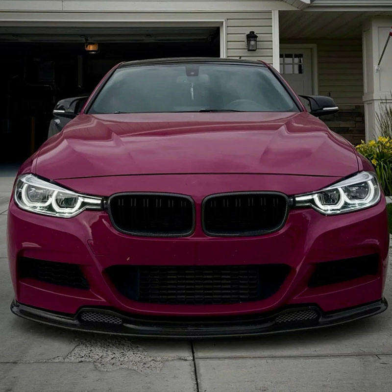 Vekto dual-color LED daytime running light modules installed on BMW F30/F31/F35 3 Series headlights, 2016–2019 model.