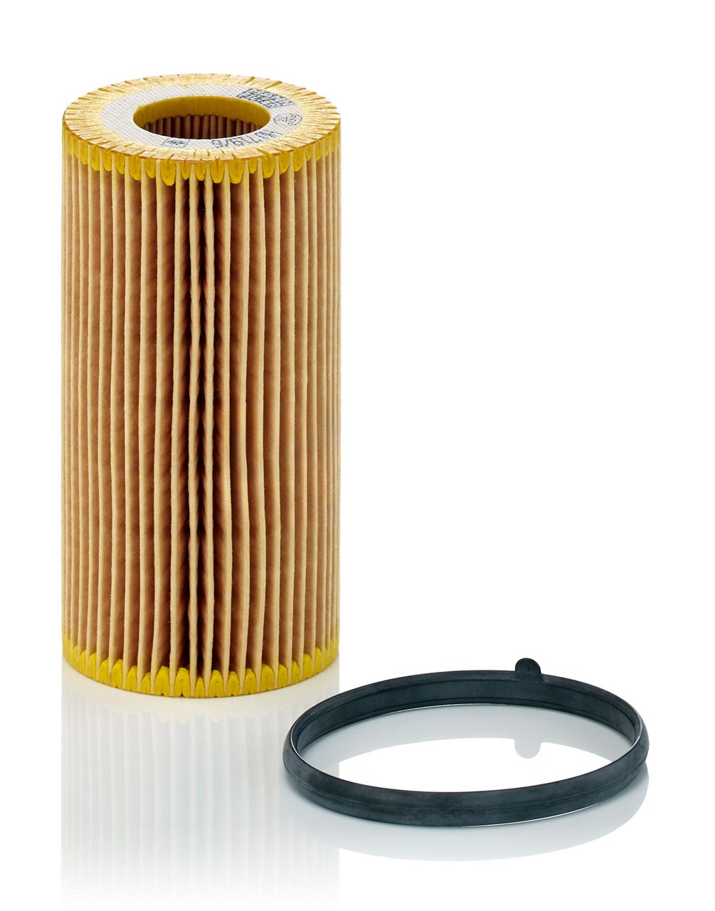 Audi VW Porsche WorldPac engine oil filter HU 719/6 X, compact and cylindrical with metal mesh and rubber seals visible.
