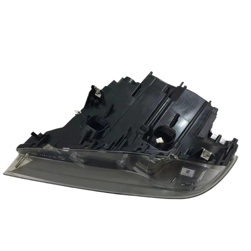 Vekto OEM Xenon HID headlight assembly for BMW 7 Series F01/F02 LCI 2013-2015 with dual projector lenses and clear lens cover.