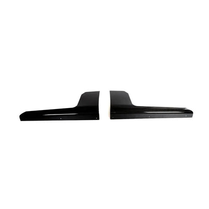 Prepreg dry carbon fiber side skirts for BMW M2 G87 coupe by K2 Industries, showing sleek, lightweight aerodynamic design.