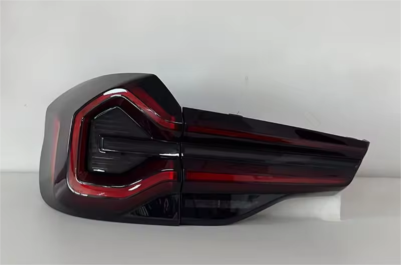 Vekto LED tail light assembly for BMW X3 G01/G08 & X3 M F97 LCI rear lamps, 2018-2021, showing red and clear lens details