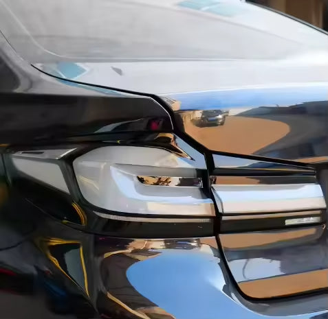 Vekto LCI Style LED taillights for BMW 5 Series G30 G38 F90 2018-2023, showing sleek tail light design on vehicle rear