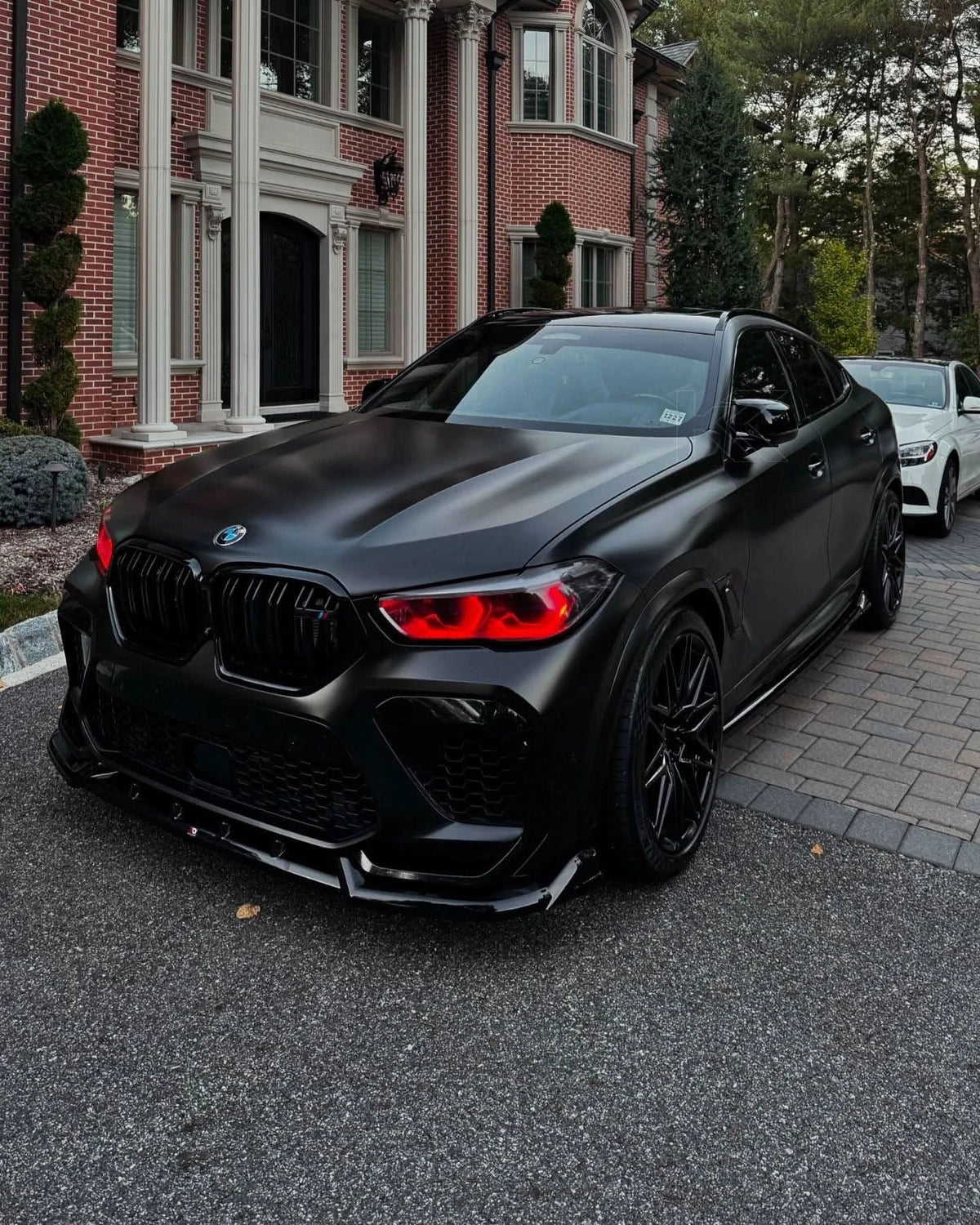 K2 Industries BMW X Series X5 G05 and X6 G06 CSL DRL module installed in vehicle, showcasing modern daytime running lights.