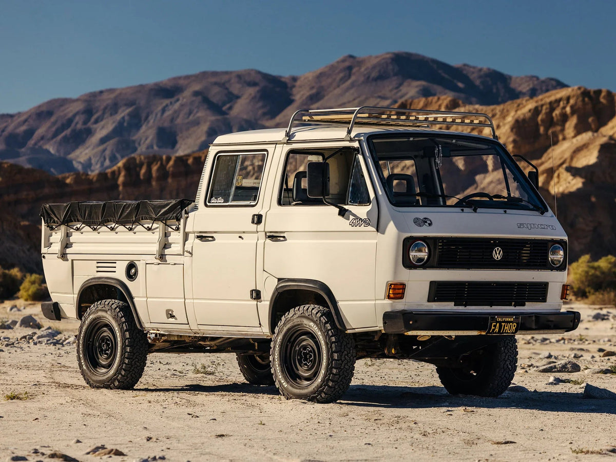 16-inch alloy wheel for Mobelwagen Interceptor by GoWesty, designed for buses and Vanagon vehicles.