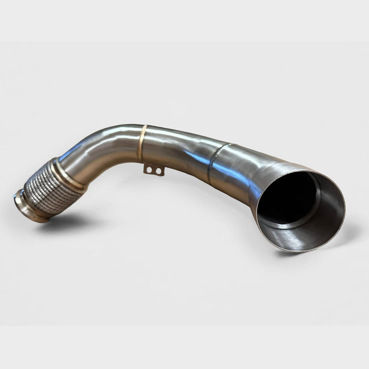 Palenon Performance F90 BMW M5 M8 racing downpipe with stainless steel construction and high-performance exhaust components.