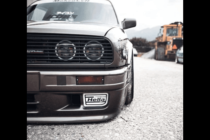BMW E30 Series 3 headlight and front grille set by K2 Industries, featuring classic design for 1984-1991 models.