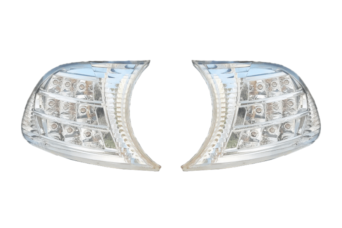 BMW E46 2D/Cabrio crystal clear screw-on LED corner lights by K2 Industries, showing close-up of bright, transparent corner signals.