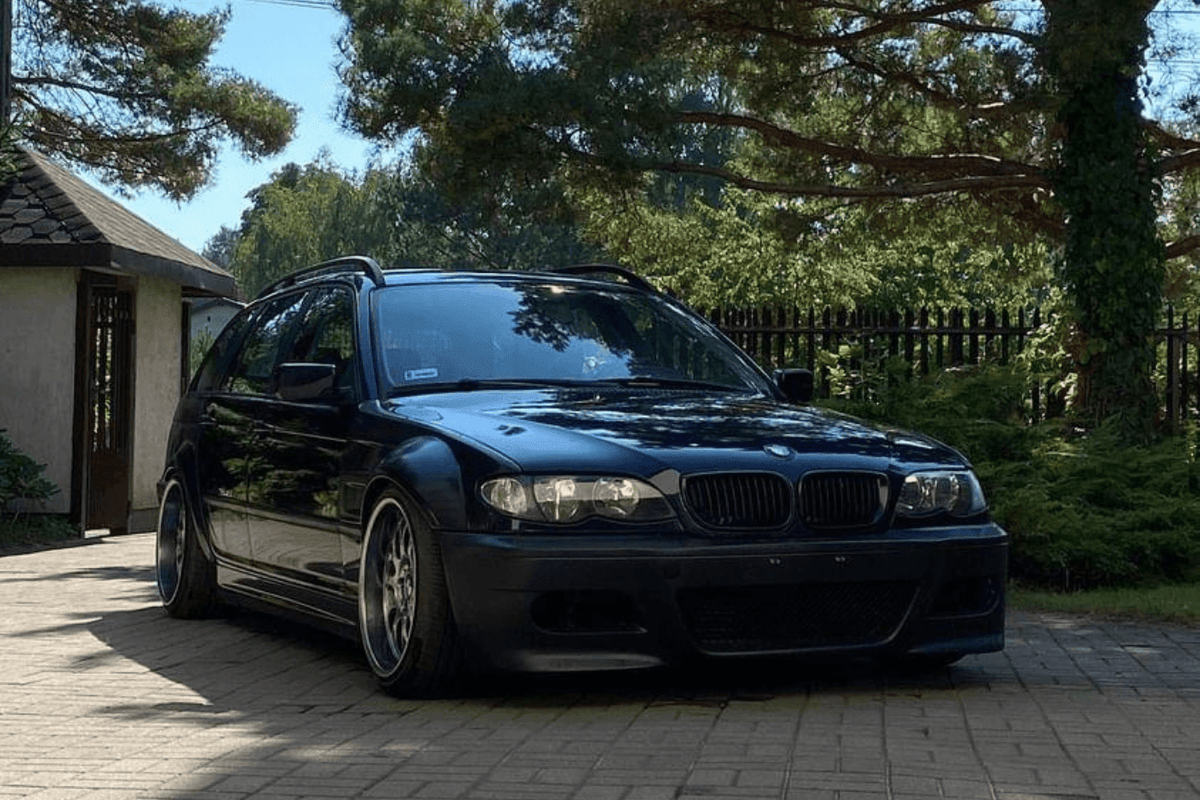 BMW E46 Touring Series 3 wide body kit by K2 Industries, front and side view showing enhanced styling for 1997-2005 models