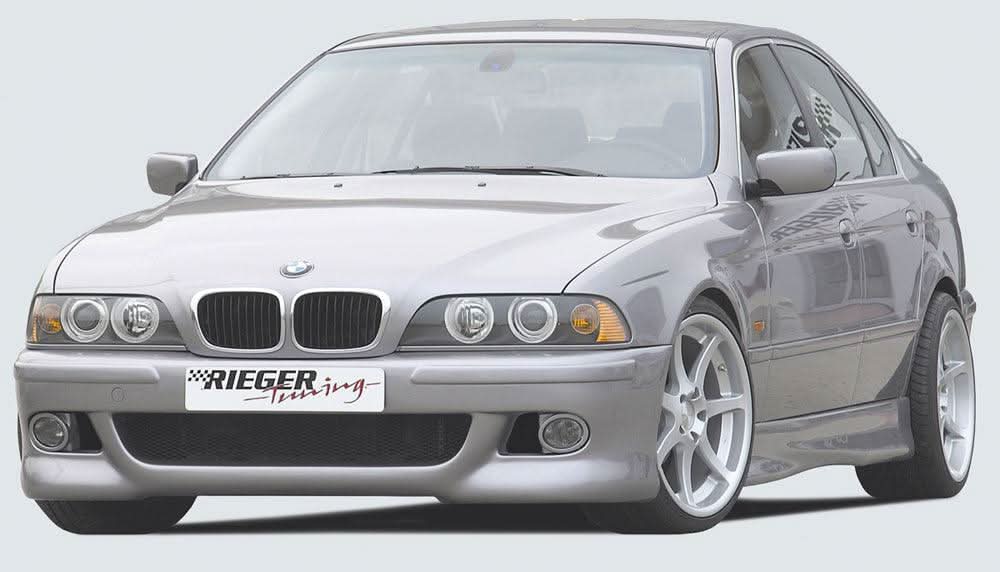 K2 Industries Rieger BMW E39 Side Skirts V2 installed on car, showcasing sleek design and fitting details for BMW E39 models.
