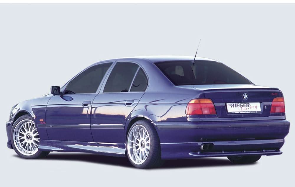 K2 Industries Rieger BMW E39 Side Skirts V2 installed on a BMW E39, showcasing sleek side panel enhancements for a sporty look.