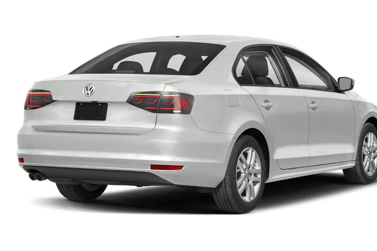 VW Jetta 6th Gen (A6) Dynamic LED Tail Lights 2015-2018